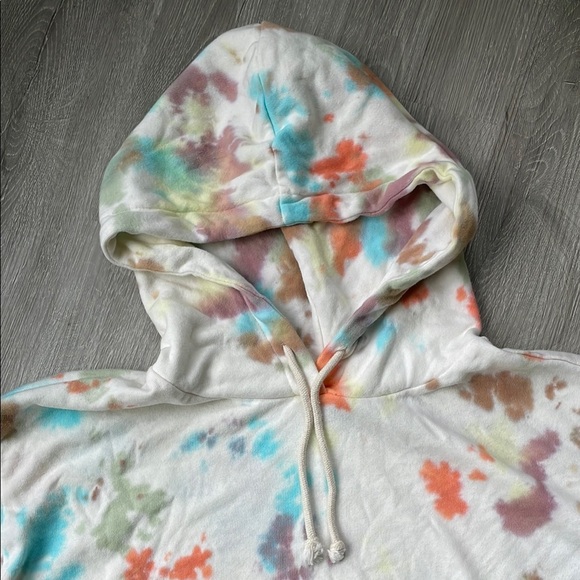 Tie-Dye Cropped Hoodie - Picture 2 of 5